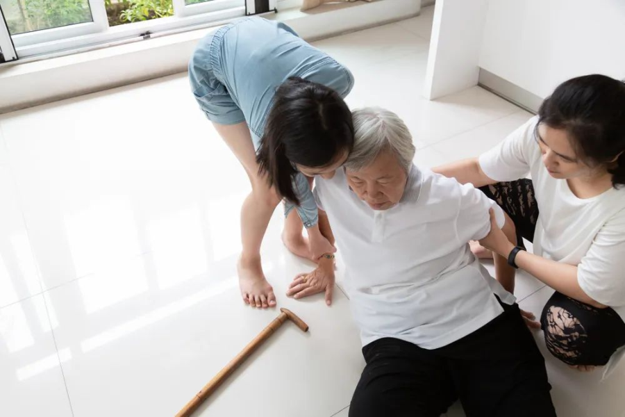 藥物致跌倒老人莫輕視
