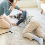 老年人如何防跌倒