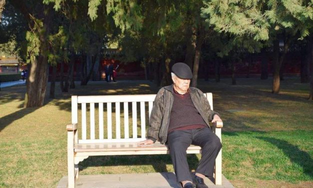防治骨質疏鬆要多管齊下